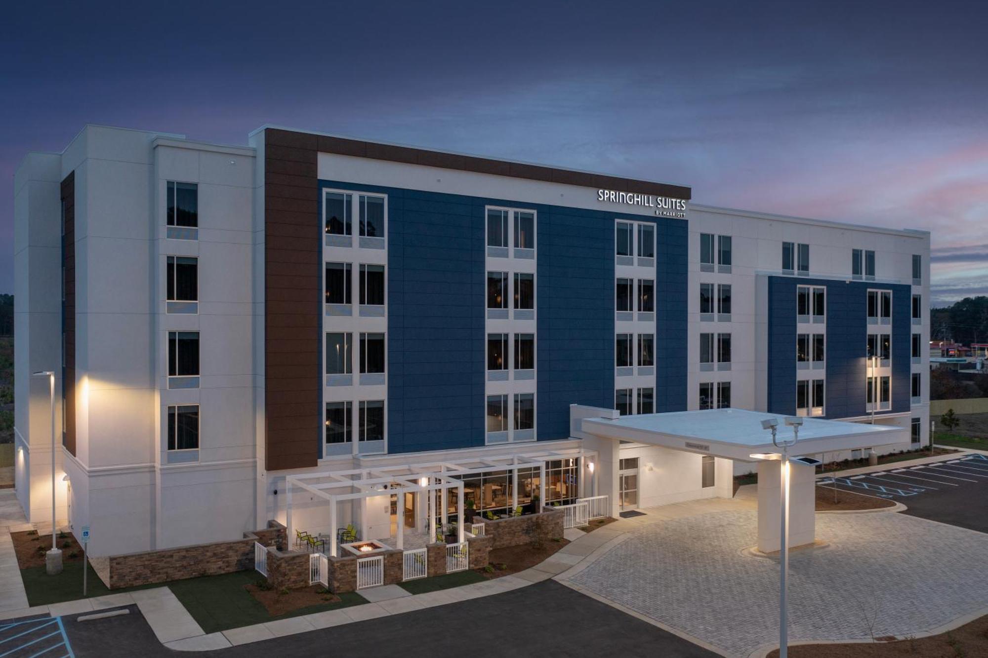 Springhill Suites By Marriott Fayetteville I-95 Εξωτερικό φωτογραφία